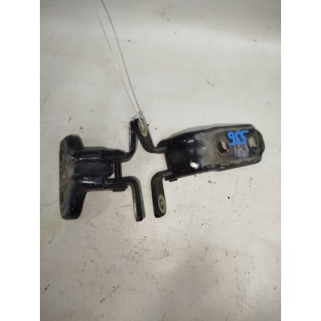 Петля двери Chevrolet Cruze