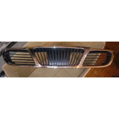 Решетка радиатора Шевроле Ланос (Chevrolet Lanos I) (dw35-093-0)